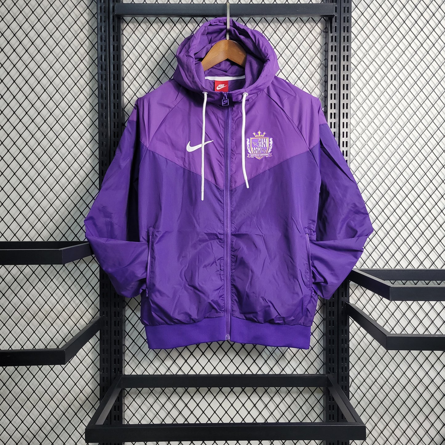 Sanfrecce Hiroshima 23/24 Windbreaker (Fan)