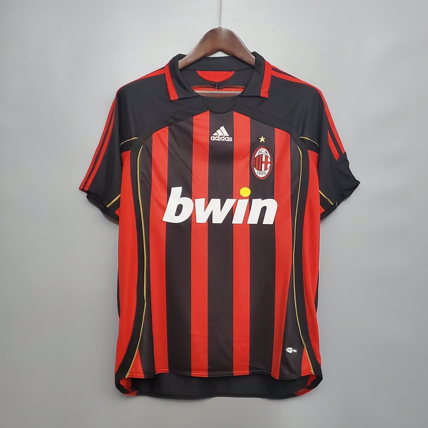 AC Milan Retro 06/07 Home (Fan)
