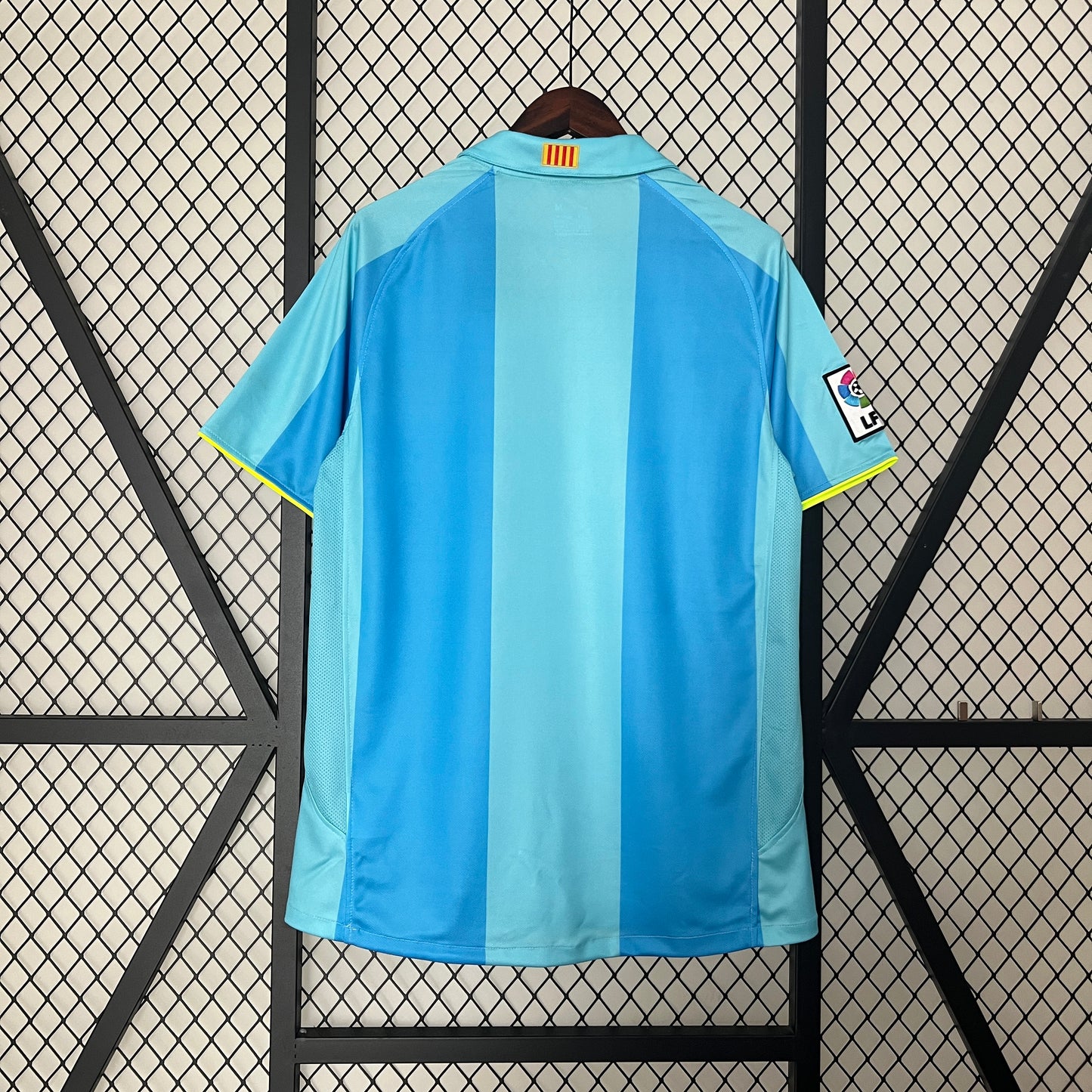 Barcelona Retro 07/08 Away (Fan)