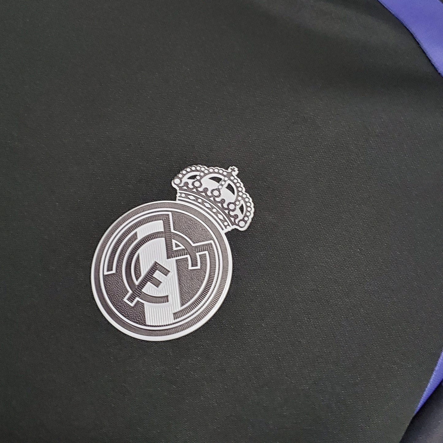 Real Madrid Retro 15/16 Long-Sleeve Third Away (Fan)