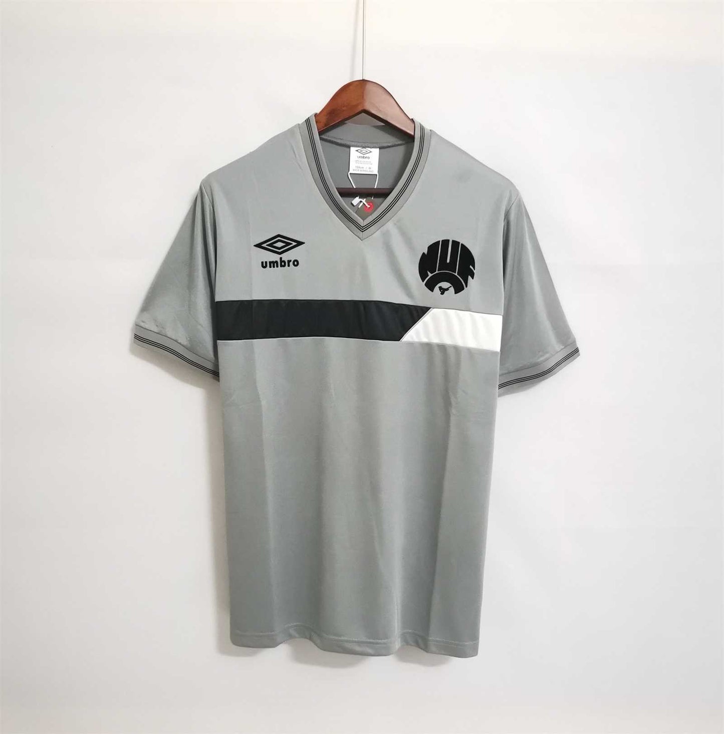 Newcastle Retro 86/87 Away (Fan)