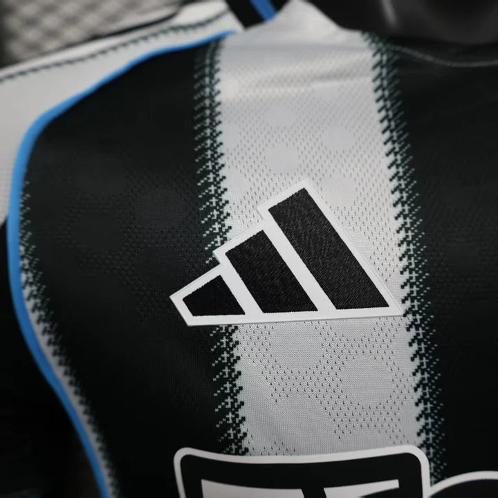 NEWCASTLE 25/26 HOME (PLAYER)