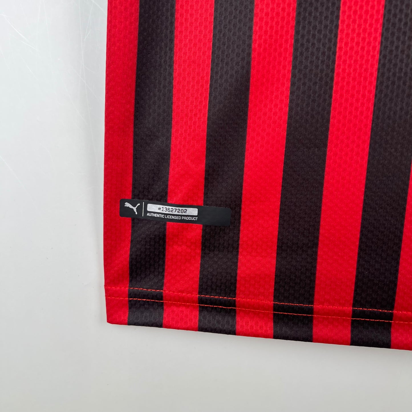 AC Milan Retro 19/20 Home (Fan)