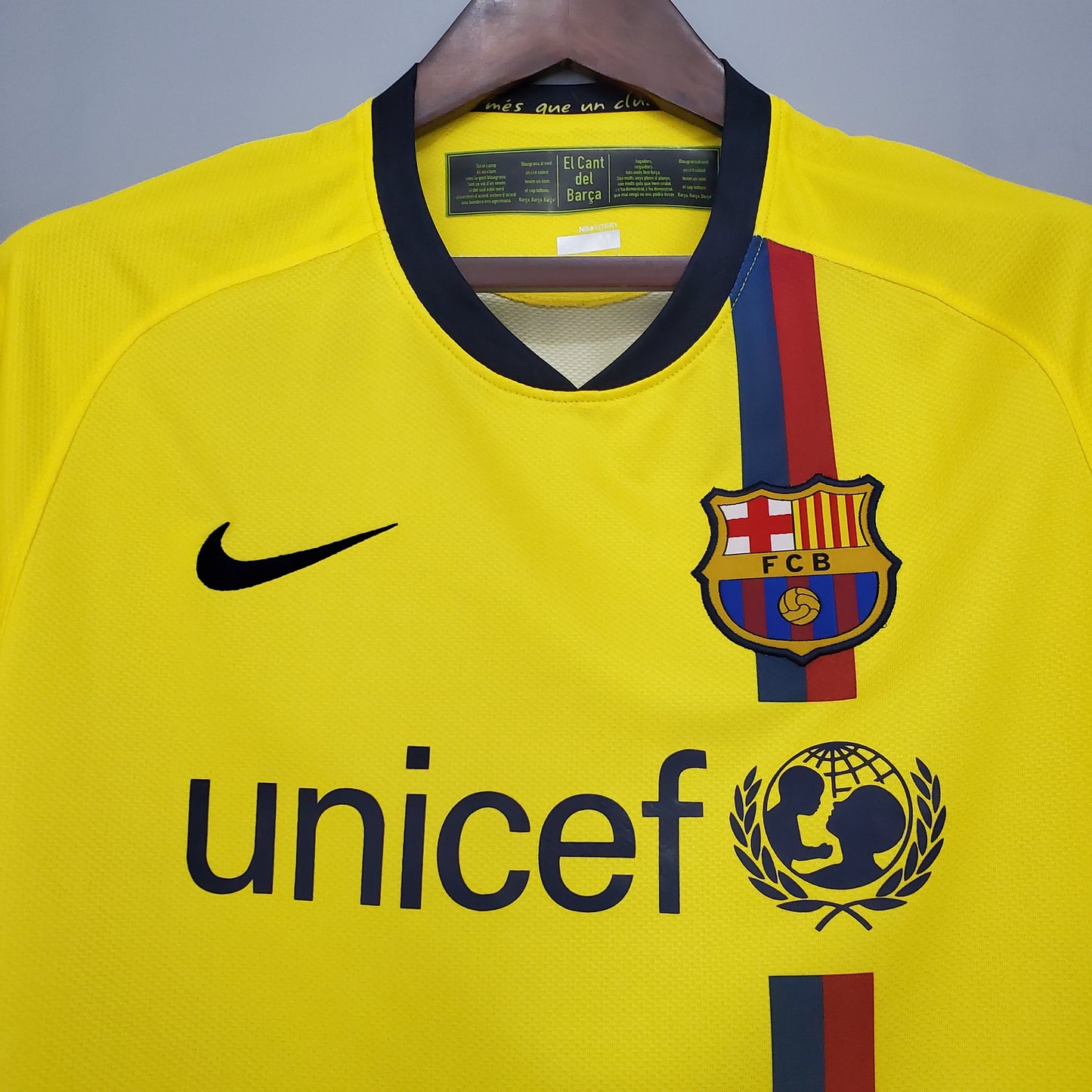 Barcelona Retro 08/09 Away (Fan)