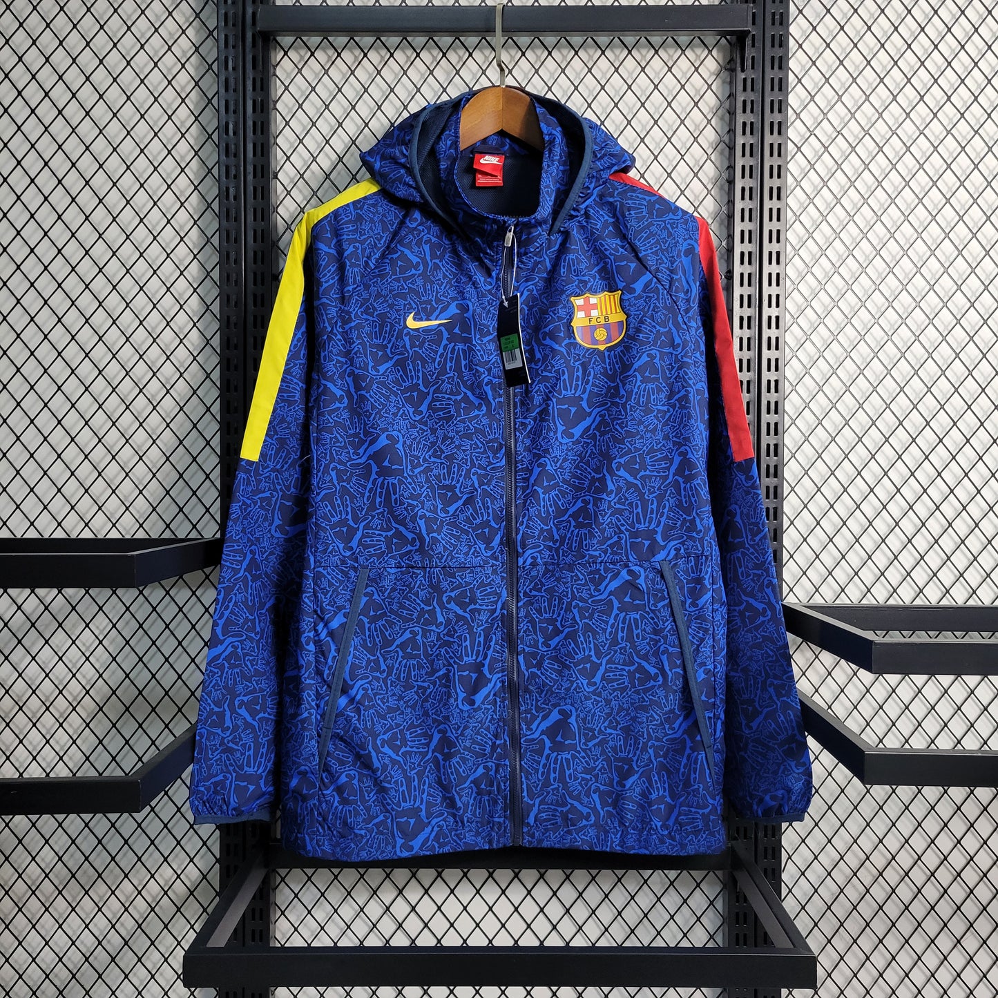 Barcelona 23/24 Windbreaker (Fan)