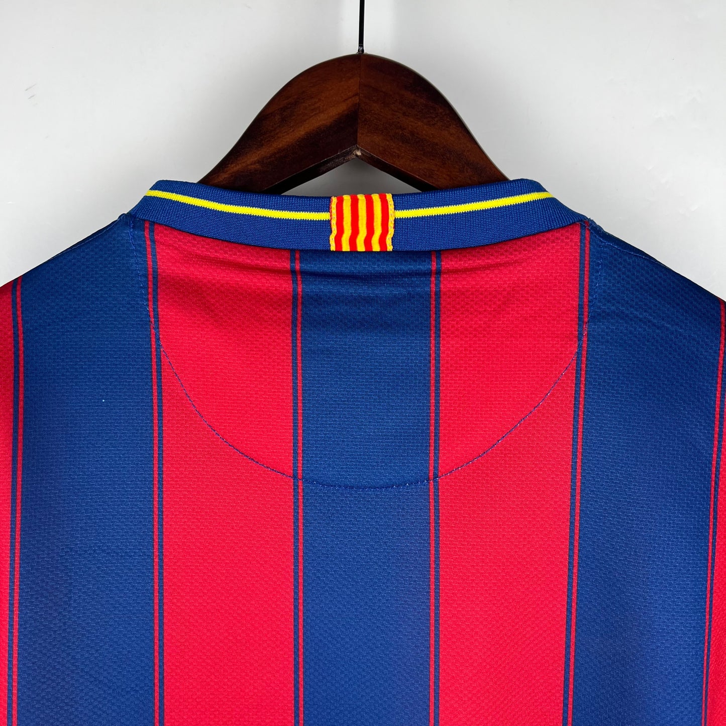 Barcelona Retro 09/10 Home (Fan)