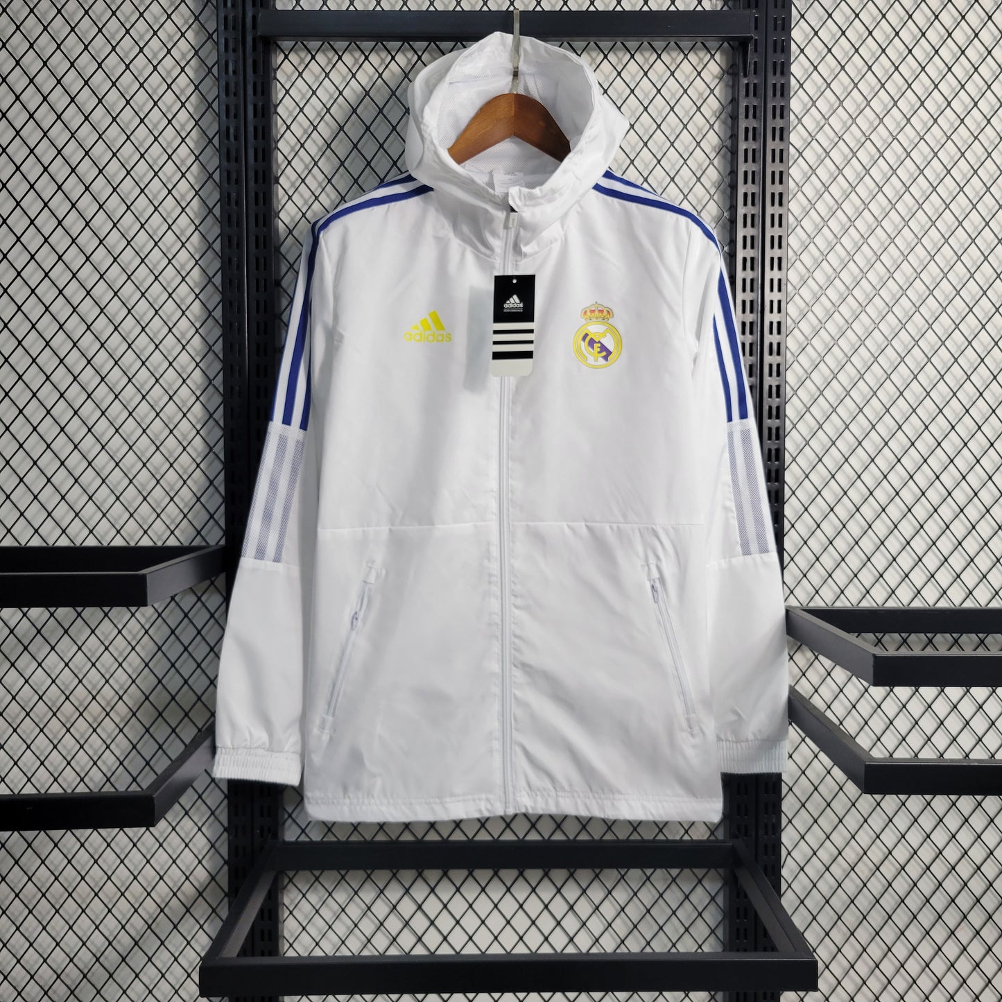 Real Madrid 23/24 Windbreaker (Fan)