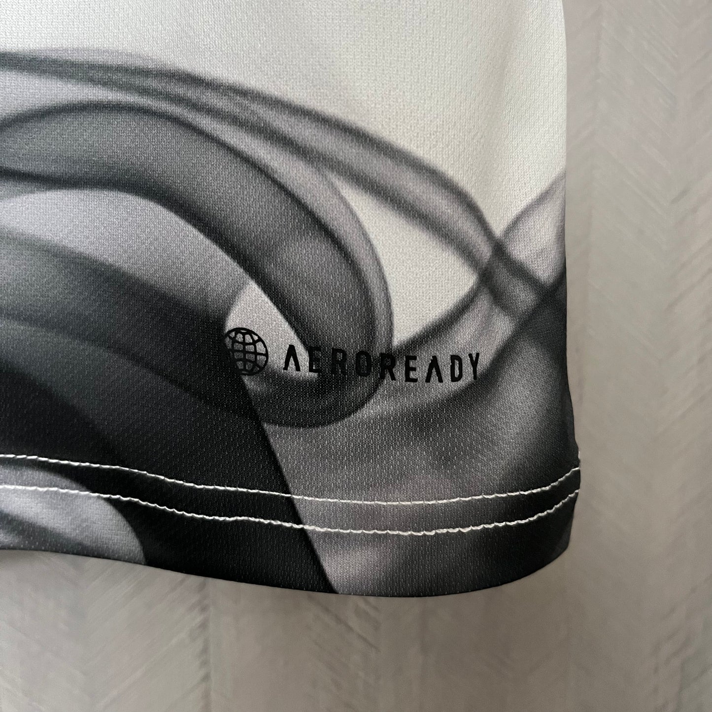 Japan 23/24 White Special Edition (Fan)