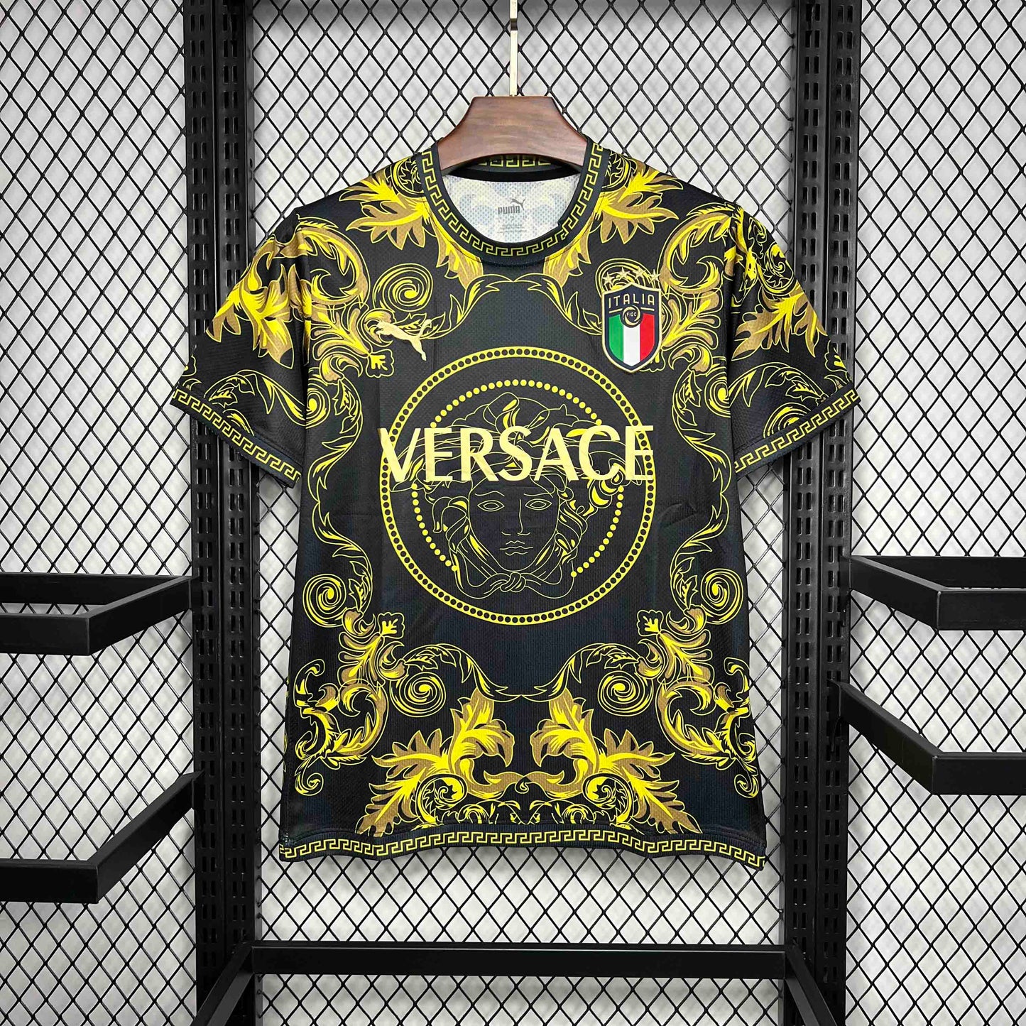 Italy 24/25 Yellow Versace Edition (Fan)