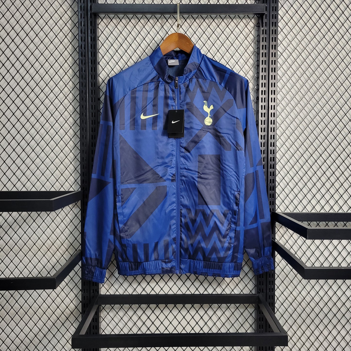 Tottenham 23/24 Windbreaker (Fan)