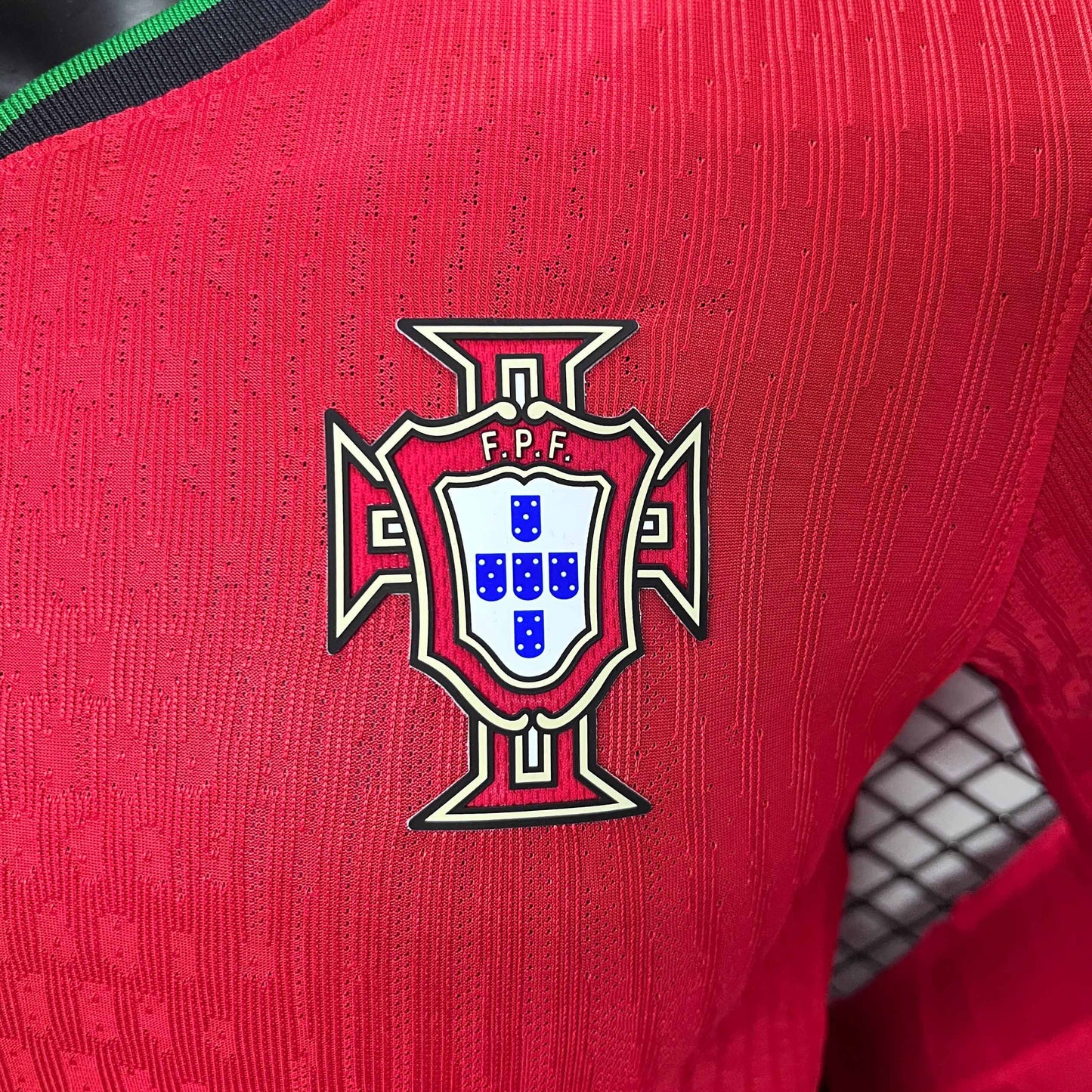 Portugal Euros 24/25 Long-Sleeve Home (player), Badge