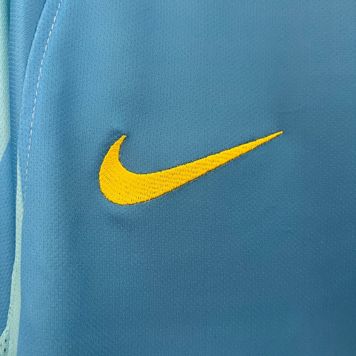 Barcelona Retro 07/08 Away (Fan)