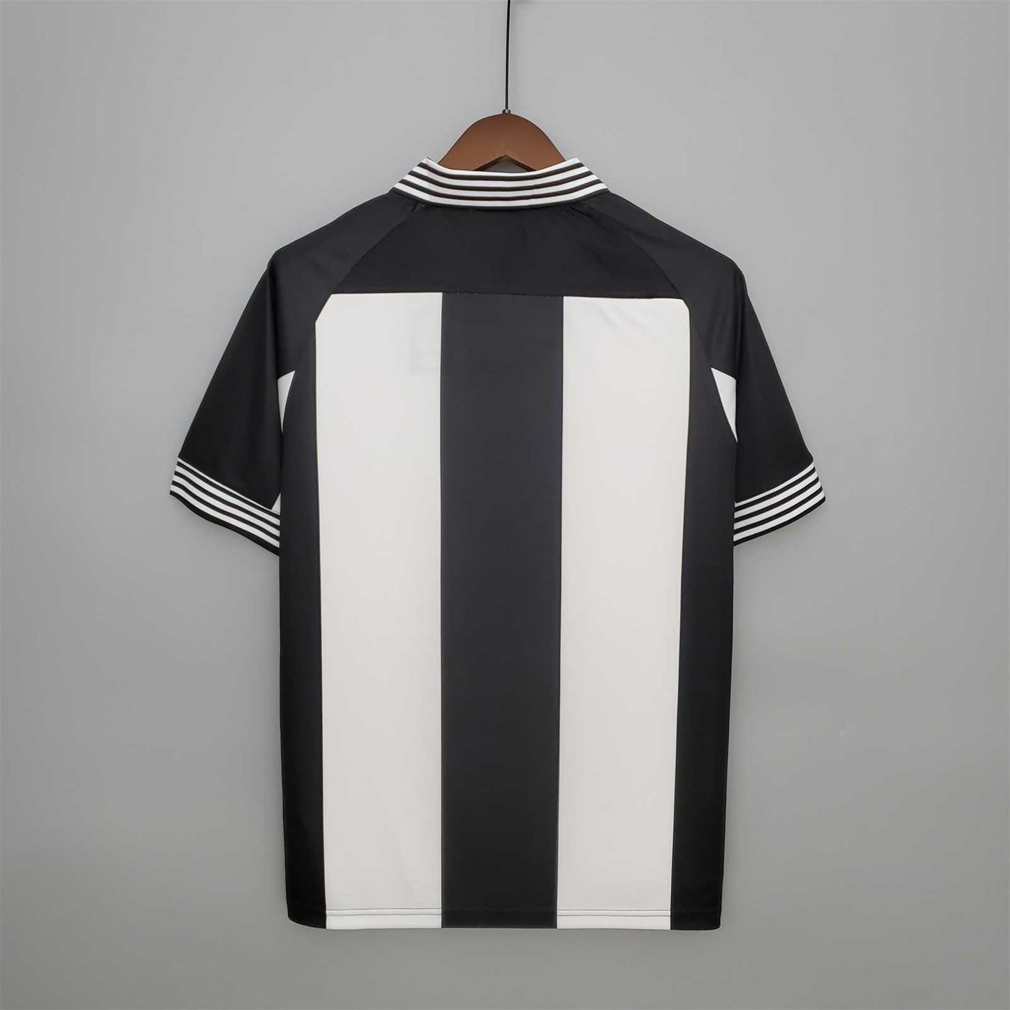 Newcastle Retro Commemorative Edition (Fan)