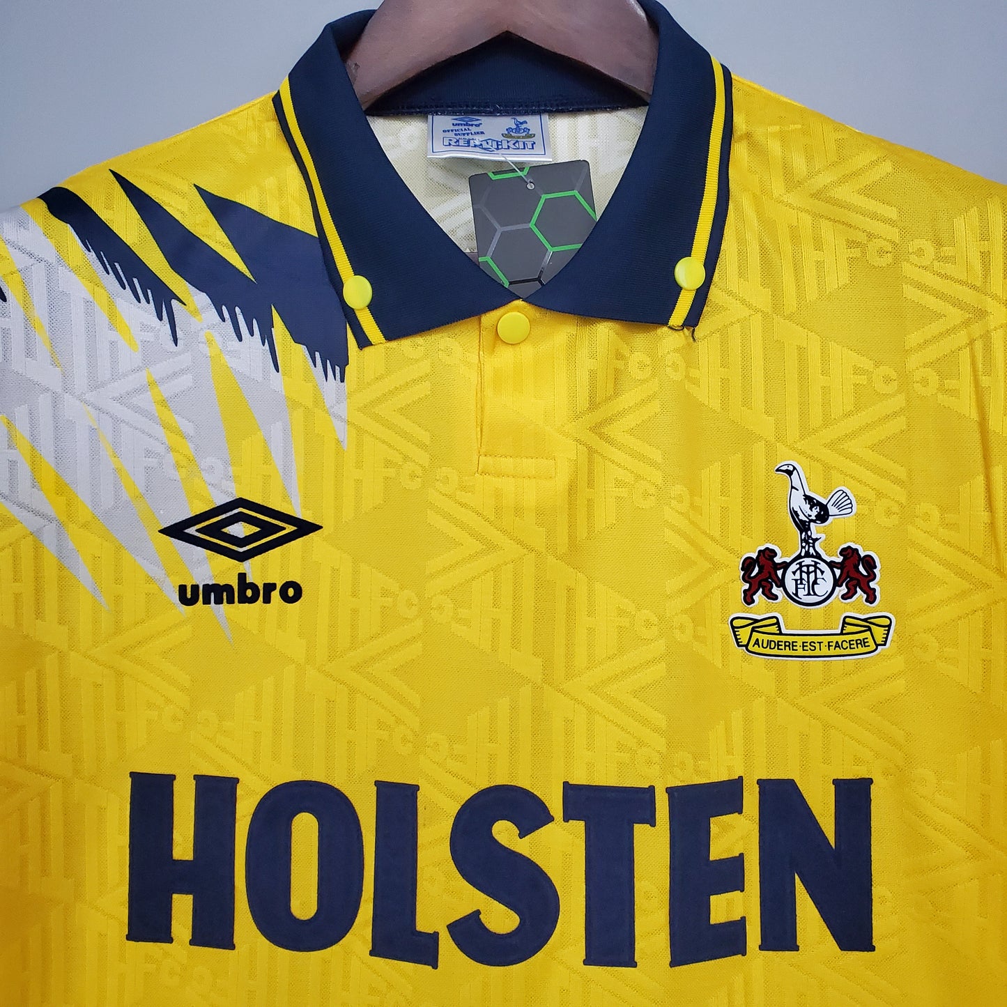 Tottenham Retro 92/94 Away (Fan)