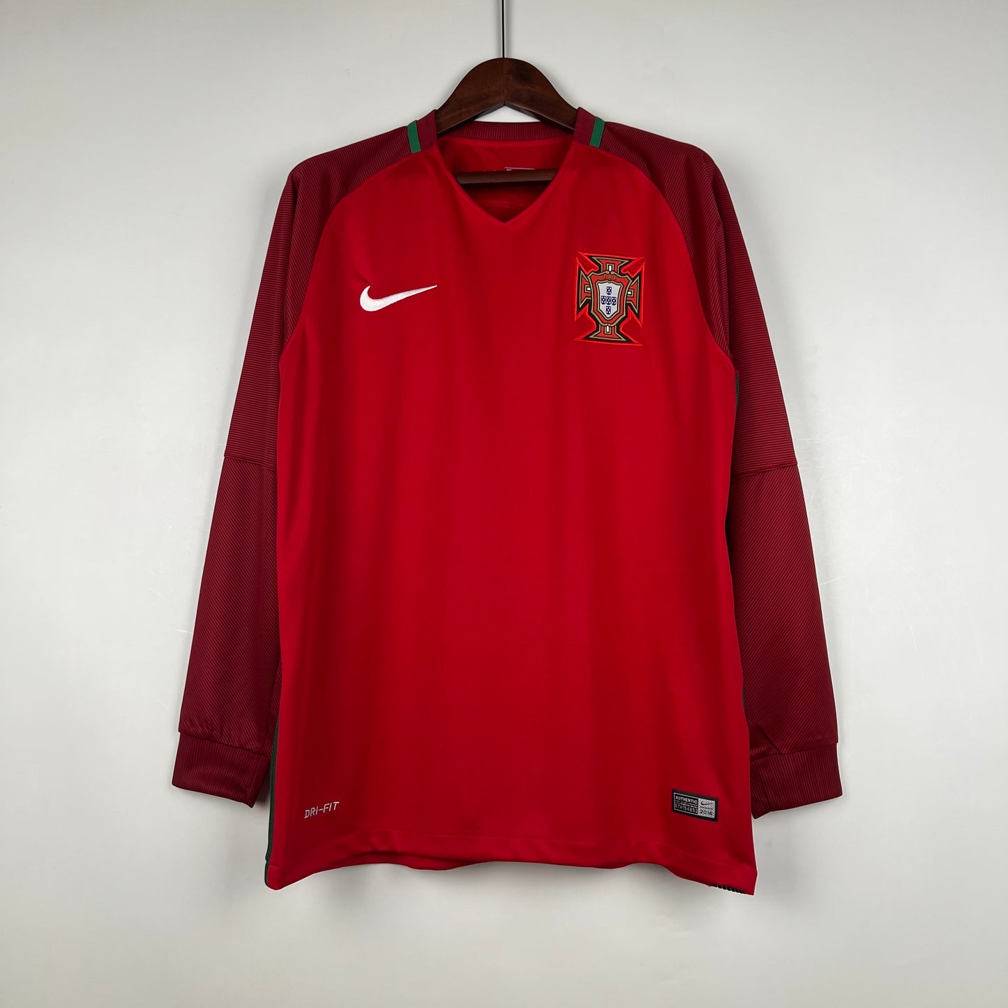 Portugal Retro 2016 Long-Sleeve Home (Fan)