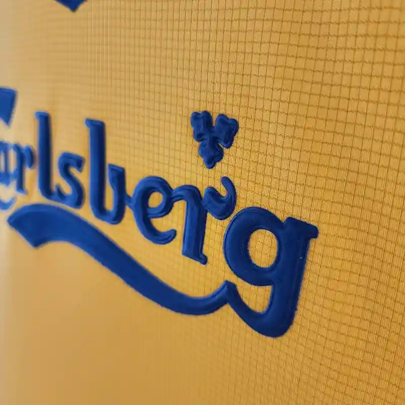 Liverpool Retro 2001 Away (Fan)