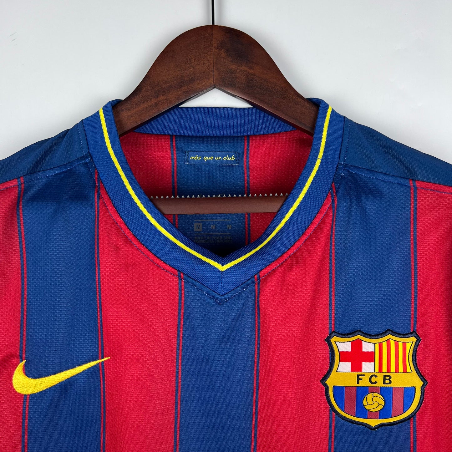 Barcelona Retro 09/10 Home (Fan)
