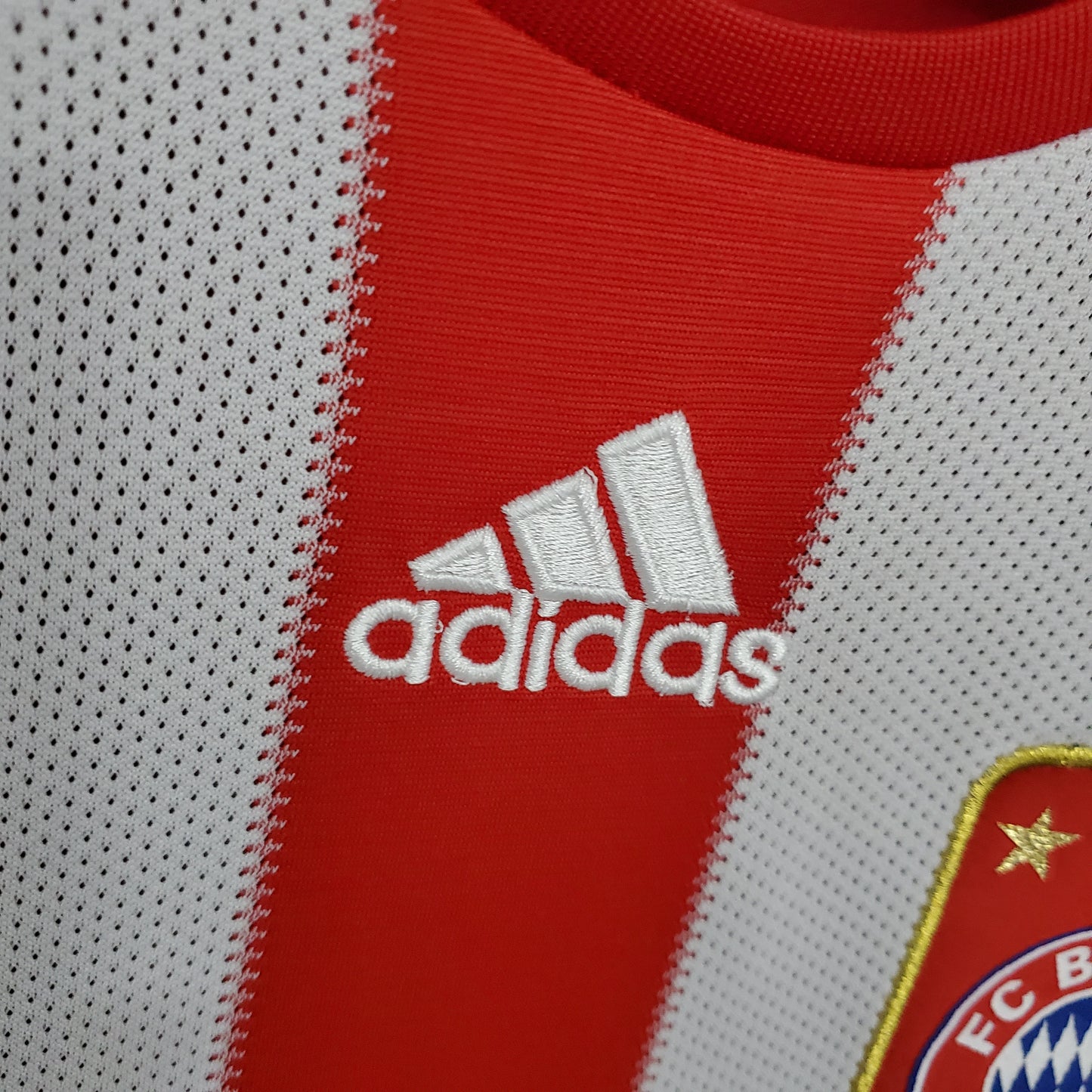 Bayern Munich Retro 10/11 Home (Fan)