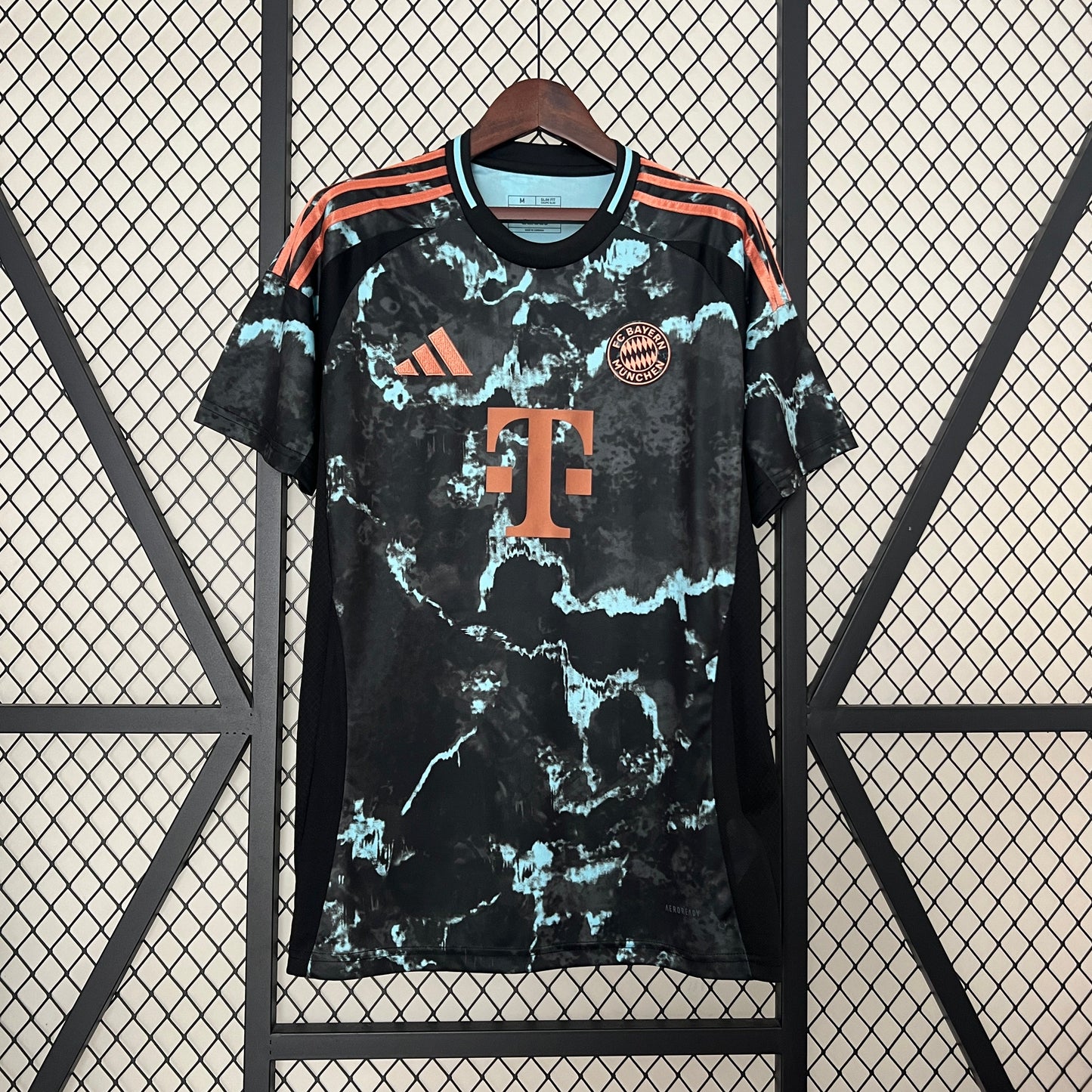 Bayern Munich 24/25 Away (Fan)