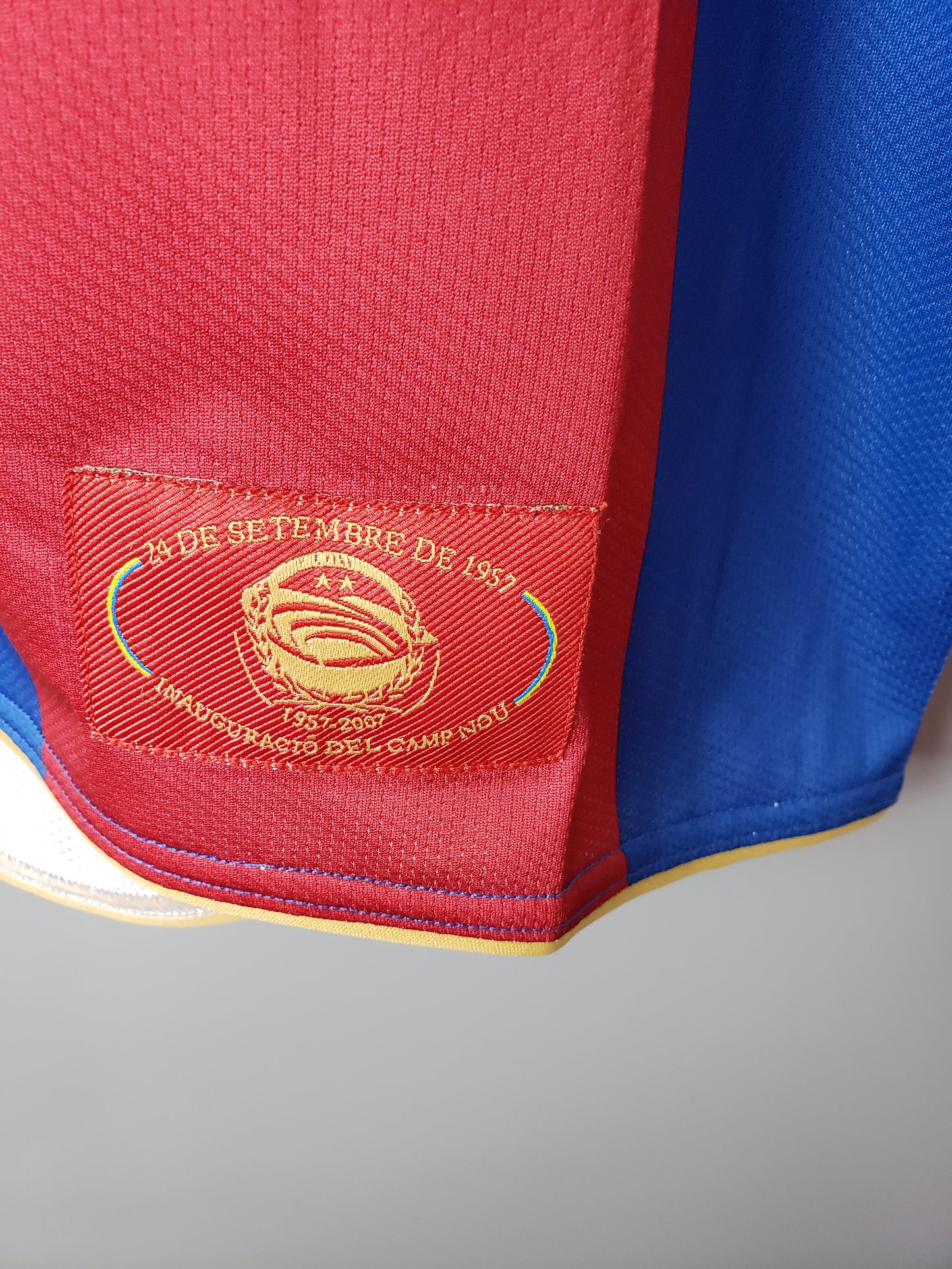 Barcelona Retro 07/08 Home (Fan)