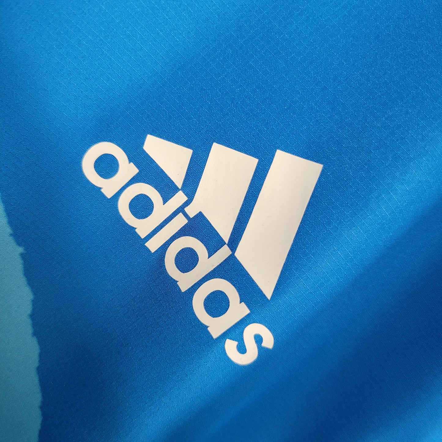 Real Madrid 23/24 Windbreaker (Fan)