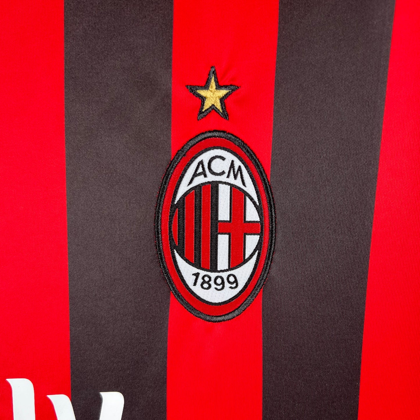 AC Milan Retro 17/18 Home (Fan)