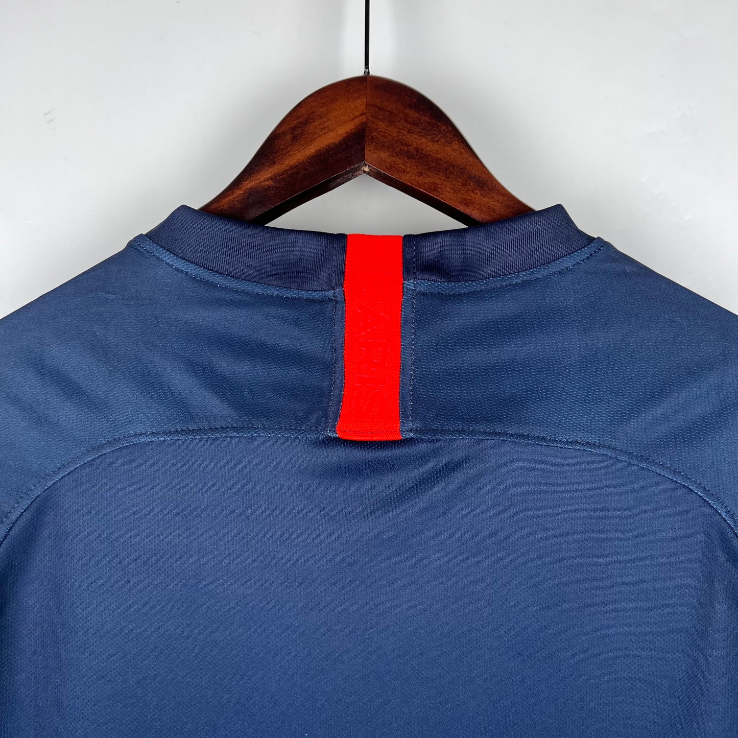 Paris Saint Germain Retro 19/20 Home (Fan)