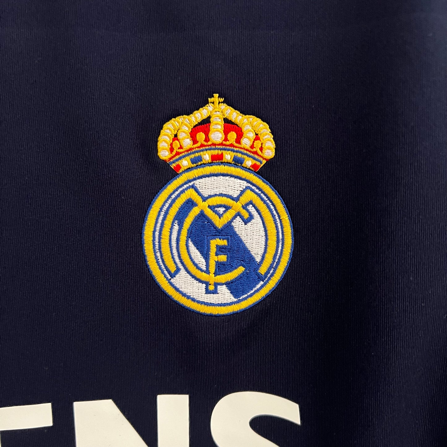 Real Madrid Retro 04/05 Away (Fan)