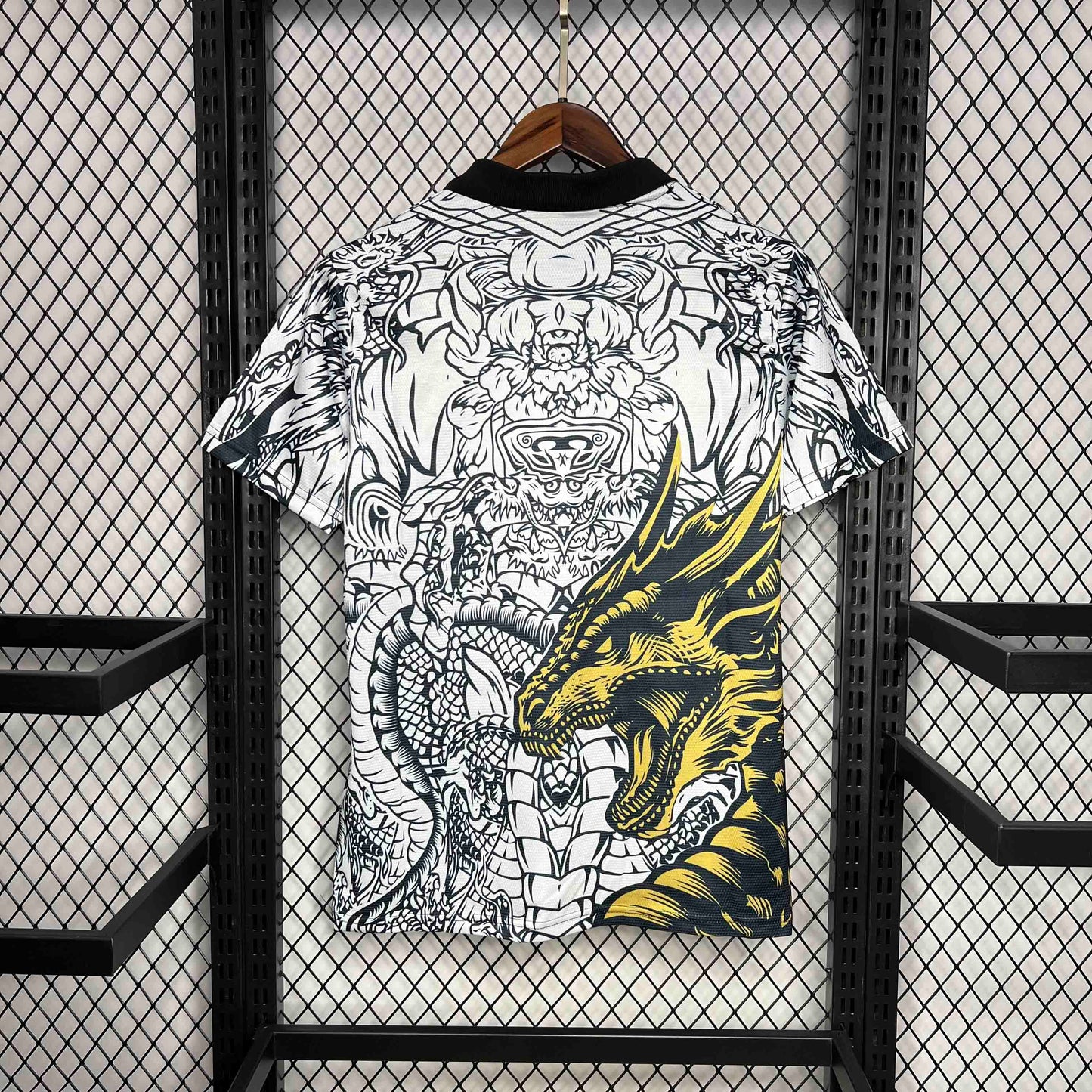 Real Madrid 24/25 Golden Dragon Edition (Fan)