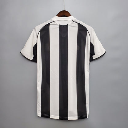 Newcastle United Retro 05/06 Home (Fan)