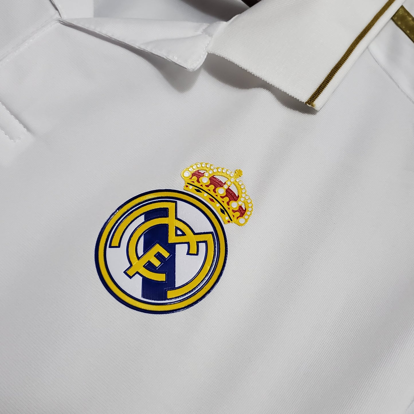 Real Madrid Retro 11/12 Home (Fan)