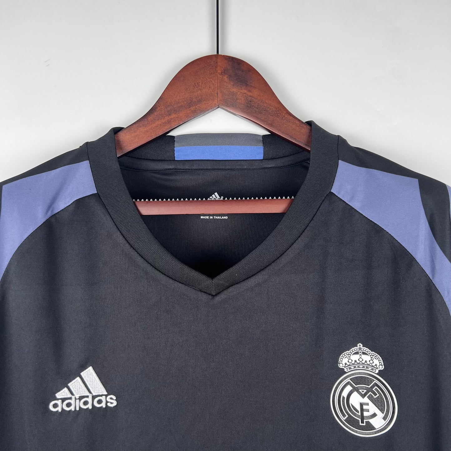 Real Madrid Retro 16/17 Third Away (Fan)