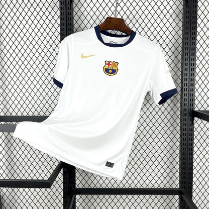 BARCELONA 25/26 WHITE EDITION (FAN)