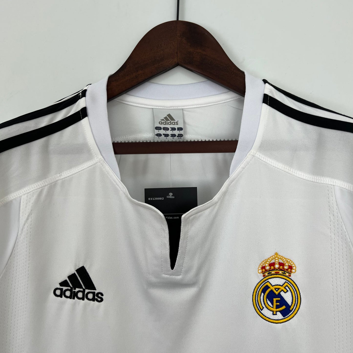 Real Madrid Retro 03/04 Home (Fan)