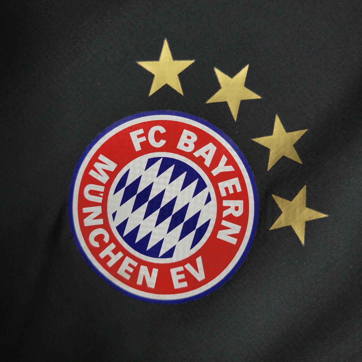 Bayern Munich 23/24 Windbreaker (Fan)