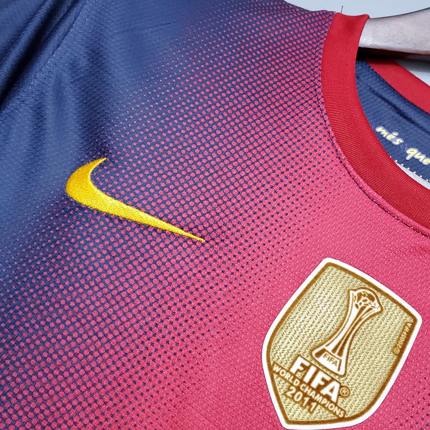 Barcelona Retro 12/13 Home (Fan)