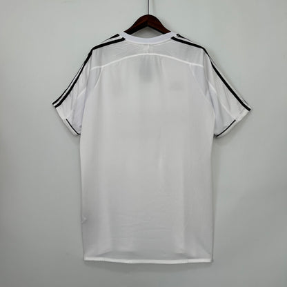 Real Madrid Retro 03/04 Home (Fan)